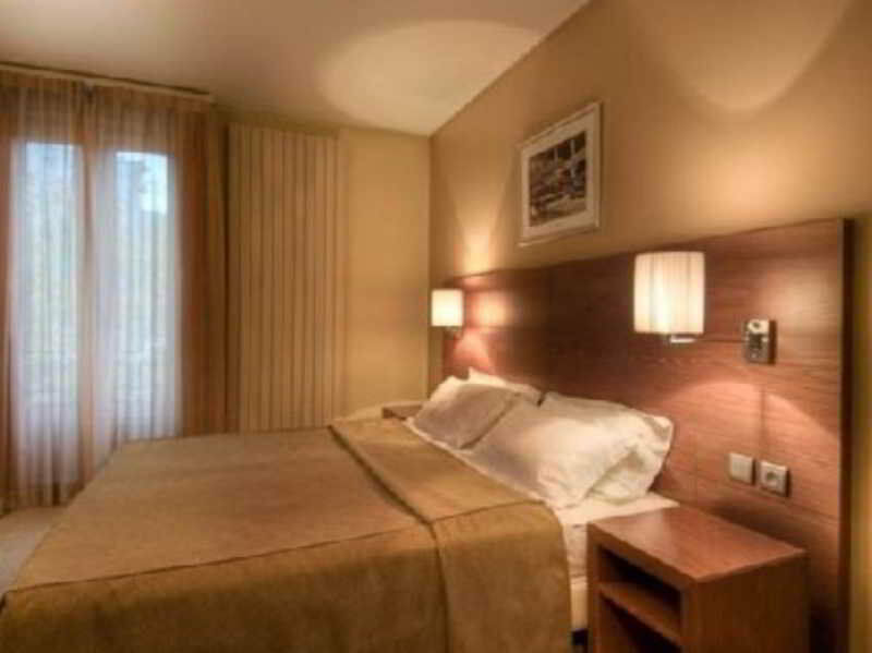 Hotel Gabriel Issy Paris Ngoại thất bức ảnh